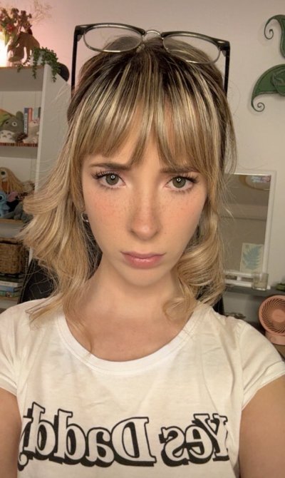 Watch Jade Vow's leaked NSFW photo on TwXstars