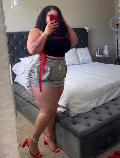 Watch SLUTMEOUT🫦's leaked NSFW photo on TwXstars