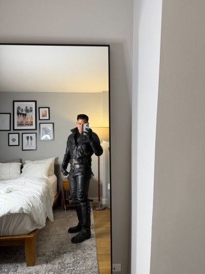 Watch Colton Reece's leaked NSFW photo on TwXstars