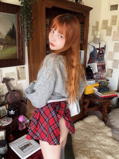 Watch Alisa Pika Pika's leaked NSFW photo on TwXstars