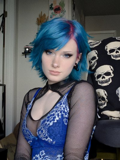 Watch 𝕭𝖚𝖓𝖓𝖎 𝕷𝖞𝖓𝖓's leaked NSFW photo on TwXstars