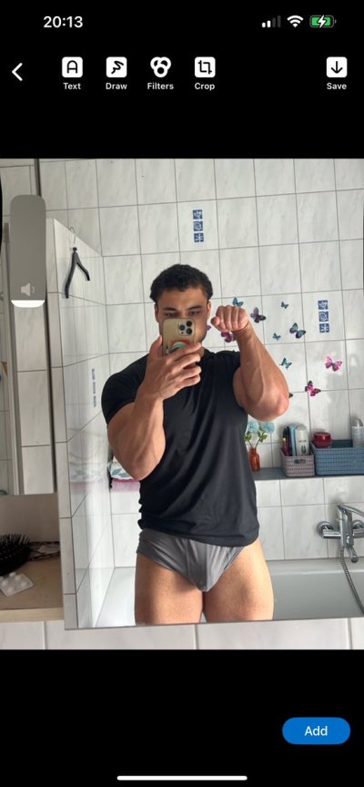 Watch Pedro's leaked NSFW photo on TwXstars