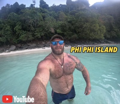 Watch Oz (Naughtiest Gay Bear on OF) 😈's leaked NSFW photo on TwXstars