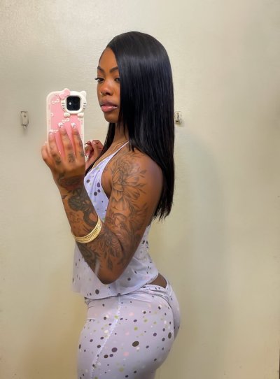 Watch t ☆ j's leaked NSFW photo on TwXstars