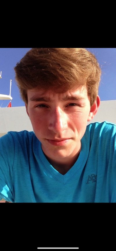 Watch Zoey Taylor's leaked NSFW photo on TwXstars