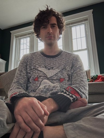 Watch Mark Something's leaked NSFW photo on TwXstars