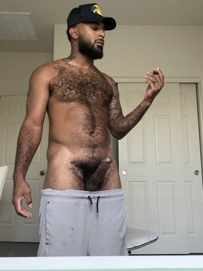 Watch Bernard Sanchez 🇵🇷's leaked NSFW photo on TwXstars