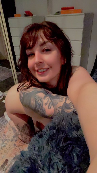 Watch Sarah B 🇦🇺's leaked NSFW photo on TwXstars