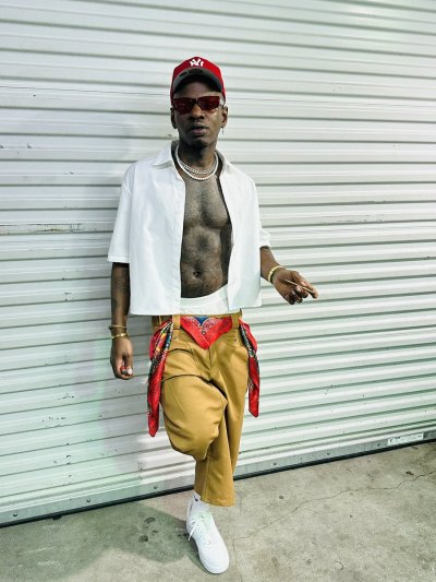 Watch TheSavageeExperience's leaked NSFW photo on TwXstars