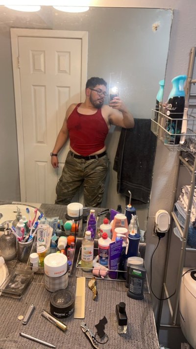 Watch callmebabyboi's leaked NSFW photo on TwXstars