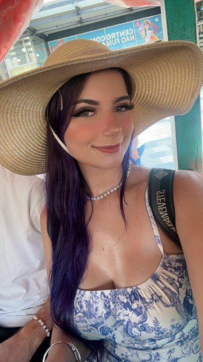 Watch EG GirlOfNox's leaked NSFW photo on TwXstars