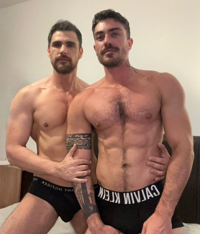 Watch Kyle Fox's leaked NSFW photo on TwXstars