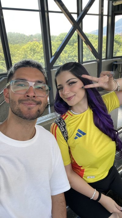 Watch EG GirlOfNox's leaked NSFW photo on TwXstars