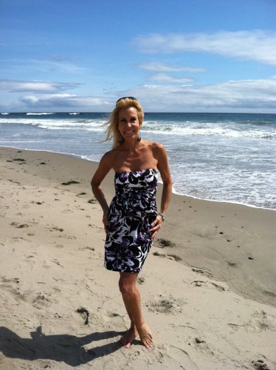 Watch Erica Lauren's leaked NSFW photo on TwXstars