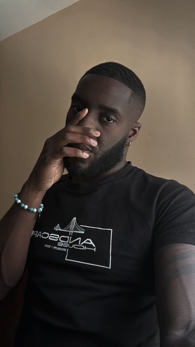 Watch Acey Forger 🔎's leaked NSFW photo on TwXstars