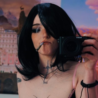 Watch Lana Bee 🔪 GSCP*'s leaked NSFW photo on TwXstars