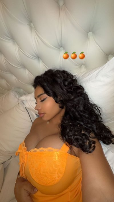 Watch 💕's leaked NSFW photo on TwXstars