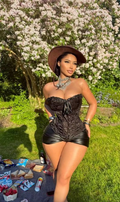 Watch 💕's leaked NSFW photo on TwXstars