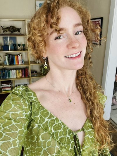 Watch Amy Ginger Hart's leaked NSFW photo on TwXstars