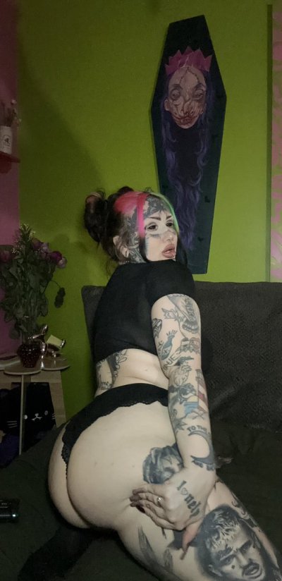 Watch Orylan's leaked NSFW photo on TwXstars