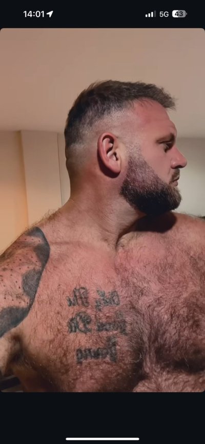 Watch Oz (Naughtiest Gay Bear on OF) 😈's leaked NSFW photo on TwXstars