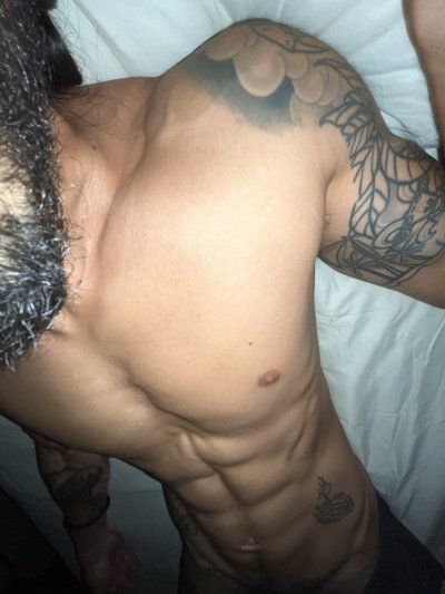 Watch 𓄂Gabriel𓆃's leaked NSFW photo on TwXstars