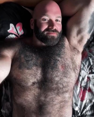 Watch hairy_musclebear's leaked NSFW photo on TwXstars