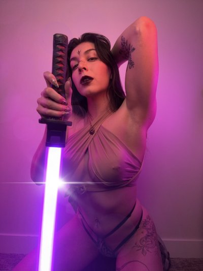 Watch Littlecib's leaked NSFW photo on TwXstars