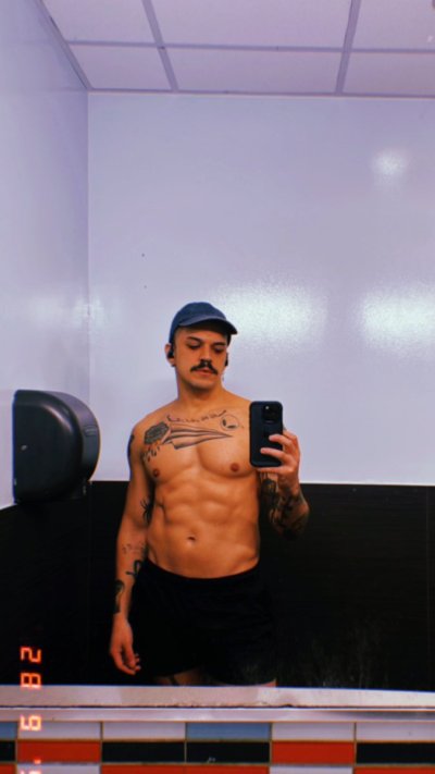 Watch globalbttm -Rome 8/16-21 🇮🇹's leaked NSFW photo on TwXstars