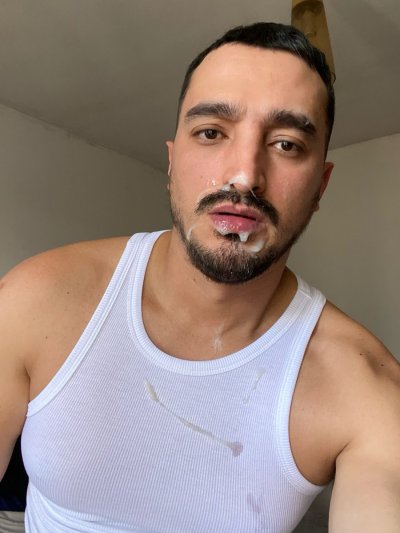 Watch Everest Miguel's leaked NSFW photo on TwXstars