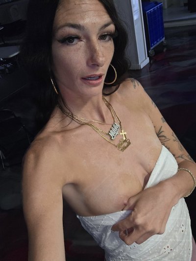 Watch Hailey Nicole 💫's leaked NSFW photo on TwXstars