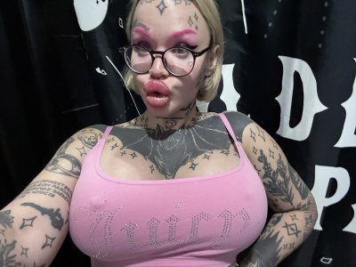 Watch Nasty Bimbo 👁👄👁Top 1.2% Onlyfans's leaked NSFW photo on TwXstars