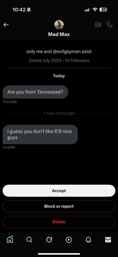 Watch Harli Kane's leaked NSFW photo on TwXstars