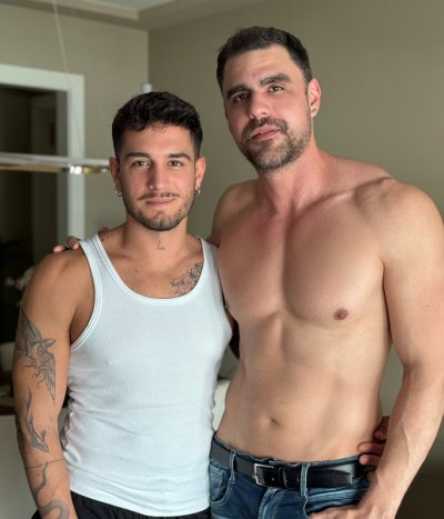 Watch Kyle Fox's leaked NSFW photo on TwXstars