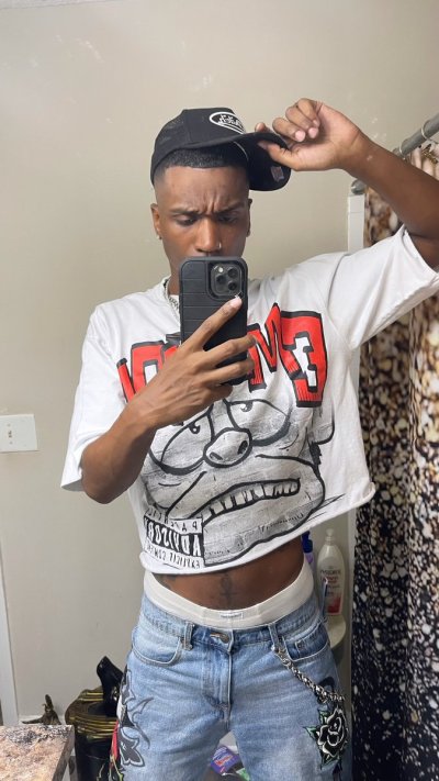Watch Alpha Ant's leaked NSFW photo on TwXstars