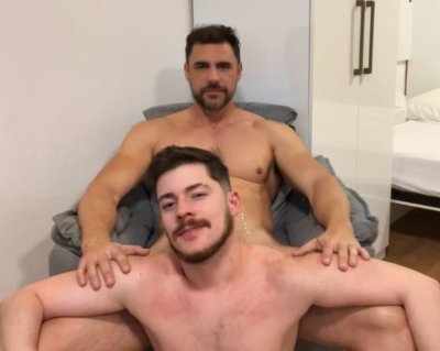 Watch Kyle Fox's leaked NSFW photo on TwXstars