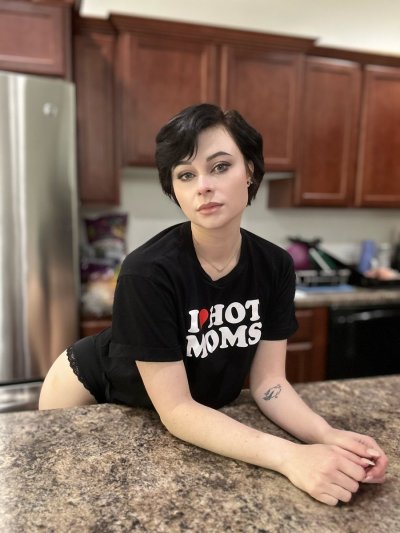 Watch Harli Kane's leaked NSFW photo on TwXstars