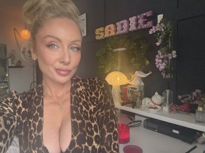 Watch Sadie Summers's leaked NSFW photo on TwXstars