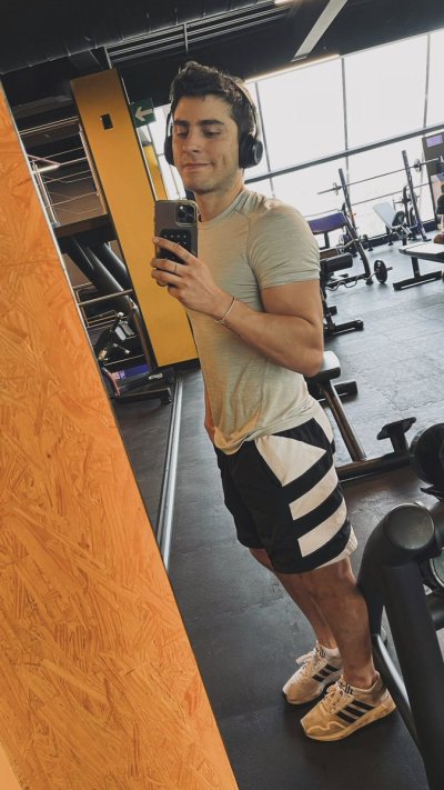 Watch Andres Gudiño CDMX's leaked NSFW photo on TwXstars