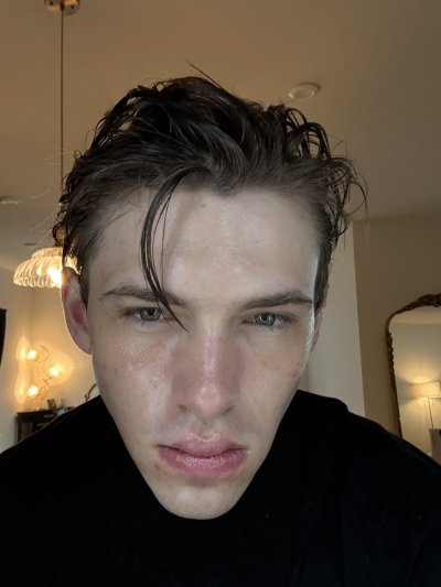 Watch Chase's leaked NSFW photo on TwXstars