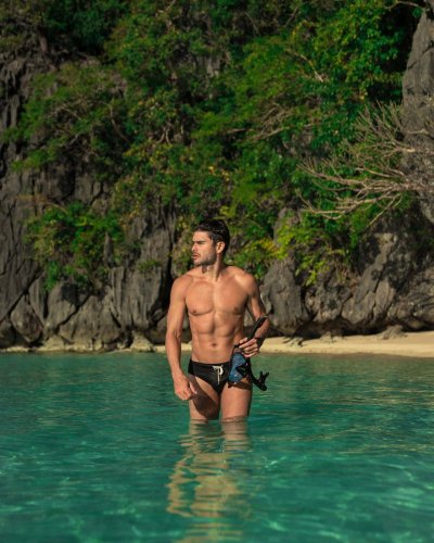 Watch Charlie Matthews's leaked NSFW photo on TwXstars