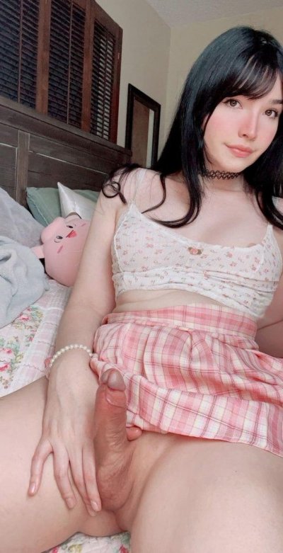 Watch Ariana Angels's leaked NSFW photo on TwXstars