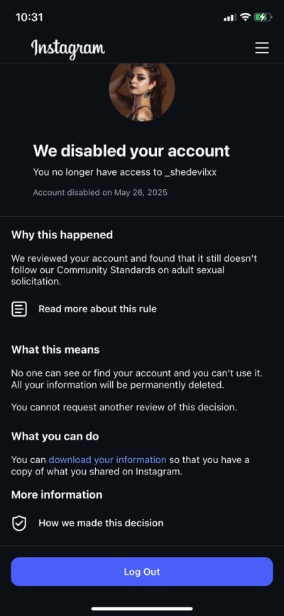 Watch She Devil 😈's leaked NSFW photo on TwXstars