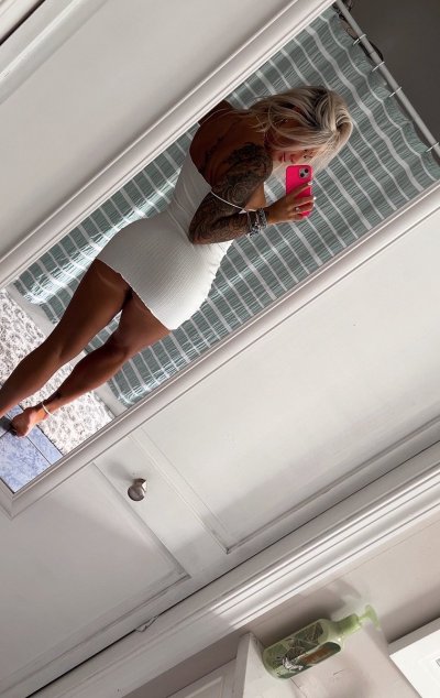 Watch ᗷᗩ𝗂ᒪ𝖤Y♡︎'s leaked NSFW photo on TwXstars