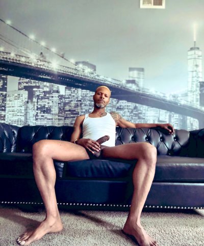 Watch ѕυммєя яуαиє.'s leaked NSFW photo on TwXstars