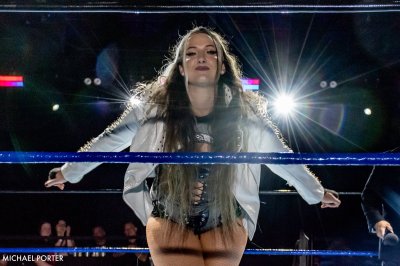 Watch Allysin Kay's leaked NSFW photo on TwXstars