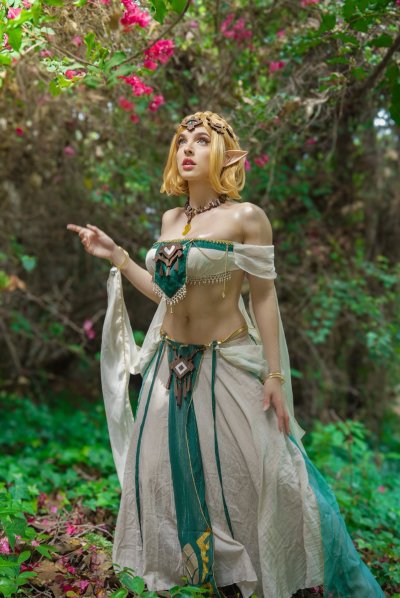 Watch Bri 🦦✨'s leaked NSFW photo on TwXstars