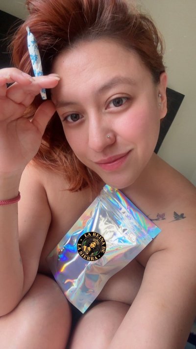 Watch Paola Loba's leaked NSFW photo on TwXstars