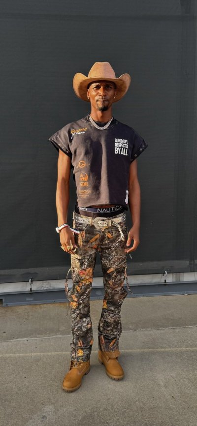 Watch Alpha Ant's leaked NSFW photo on TwXstars