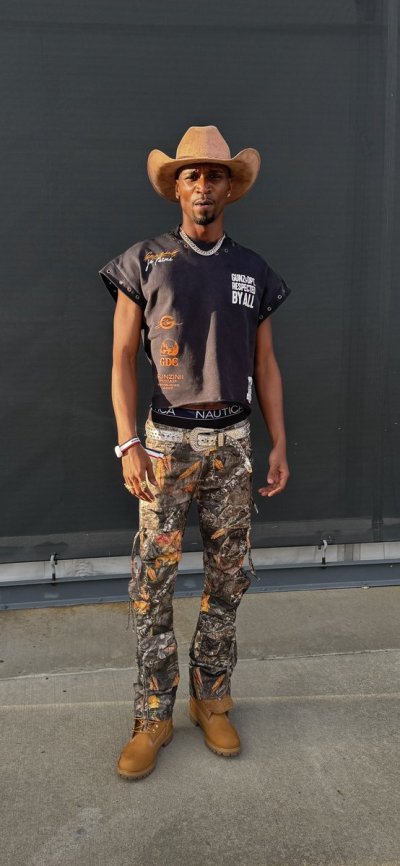 Watch Alpha Ant's leaked NSFW photo on TwXstars